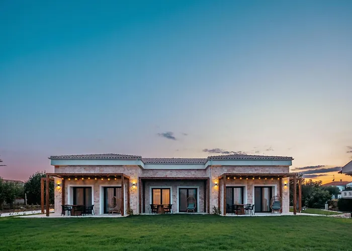 Case de vacanță Three Stone Afytos