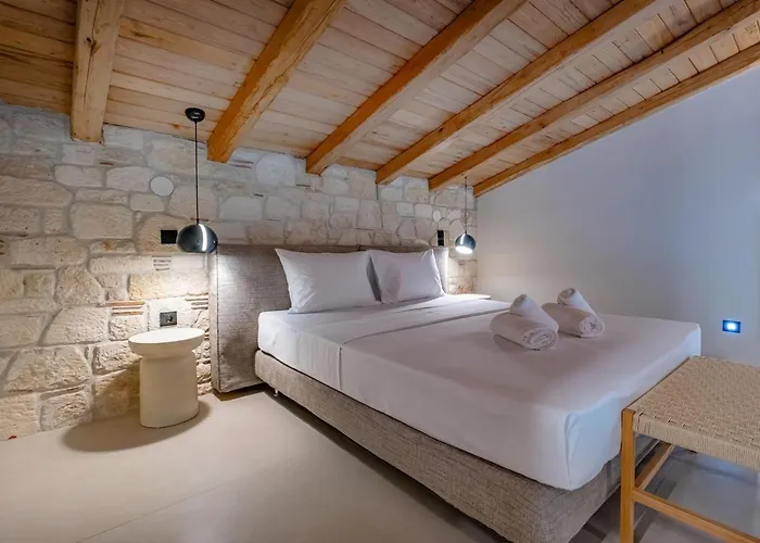 Three Stone Case de vacanță *