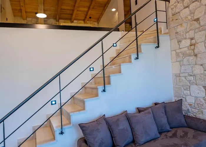 Three Stone * Afytos