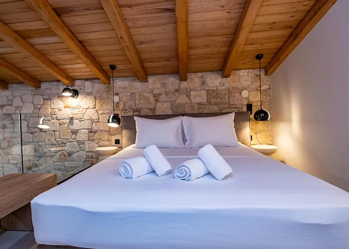 Case de vacanță Three Stone Afytos