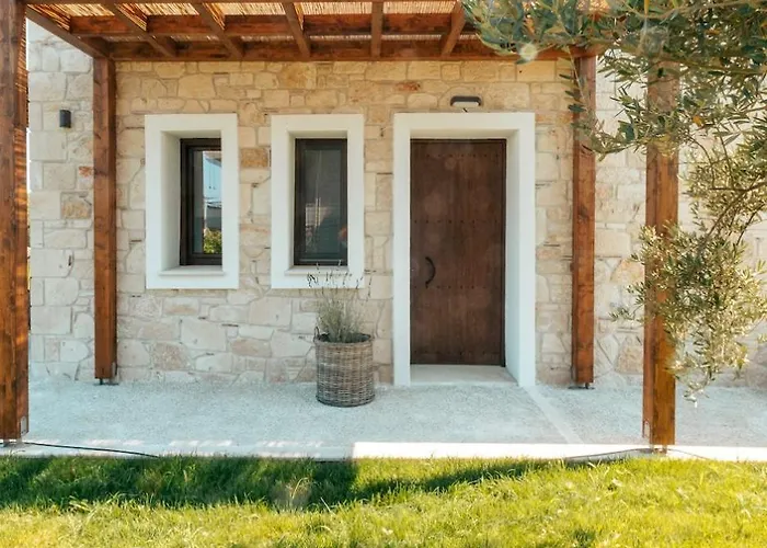 Three Stone Case de vacanță *