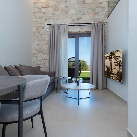 펜션 Three Stone 아피토스