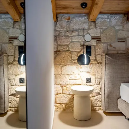 Three Stone * 아피토스