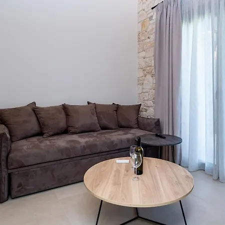 Three Stone 아피토스