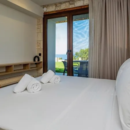 Three Stone 펜션 아피토스