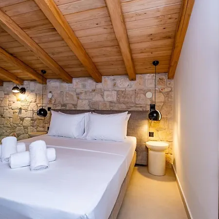 Three Stone 아피토스